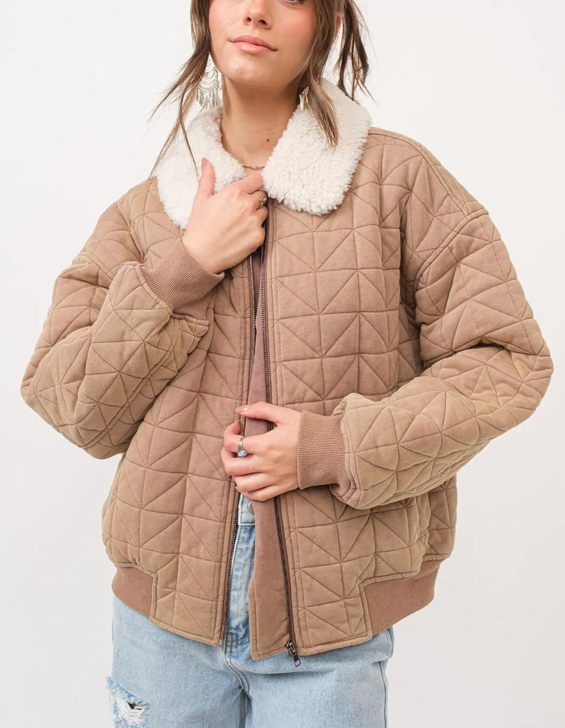 chouyatou Women's Winter Fur Collar Lightweight Quilted Jacket Bomber Zip Oversized Down Puffer Jacket