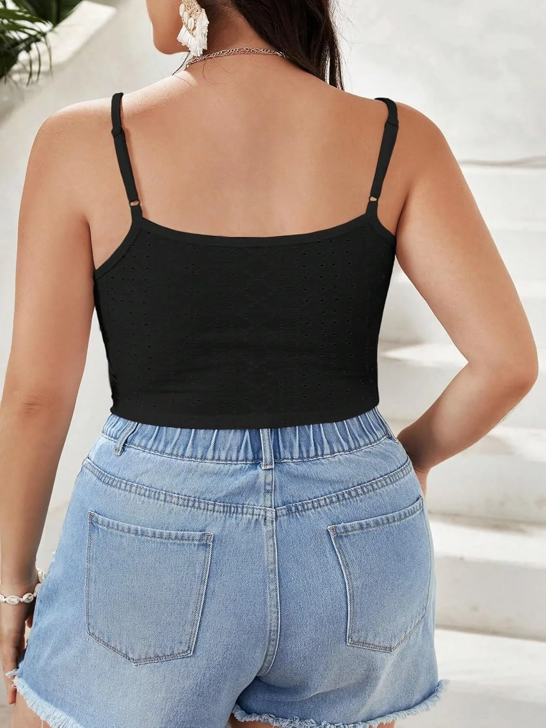 SOLY HUX Women's Plus Size Cami Crop Top V Neck Wrap Spaghetti Strap Eyelet Embroidery Tops