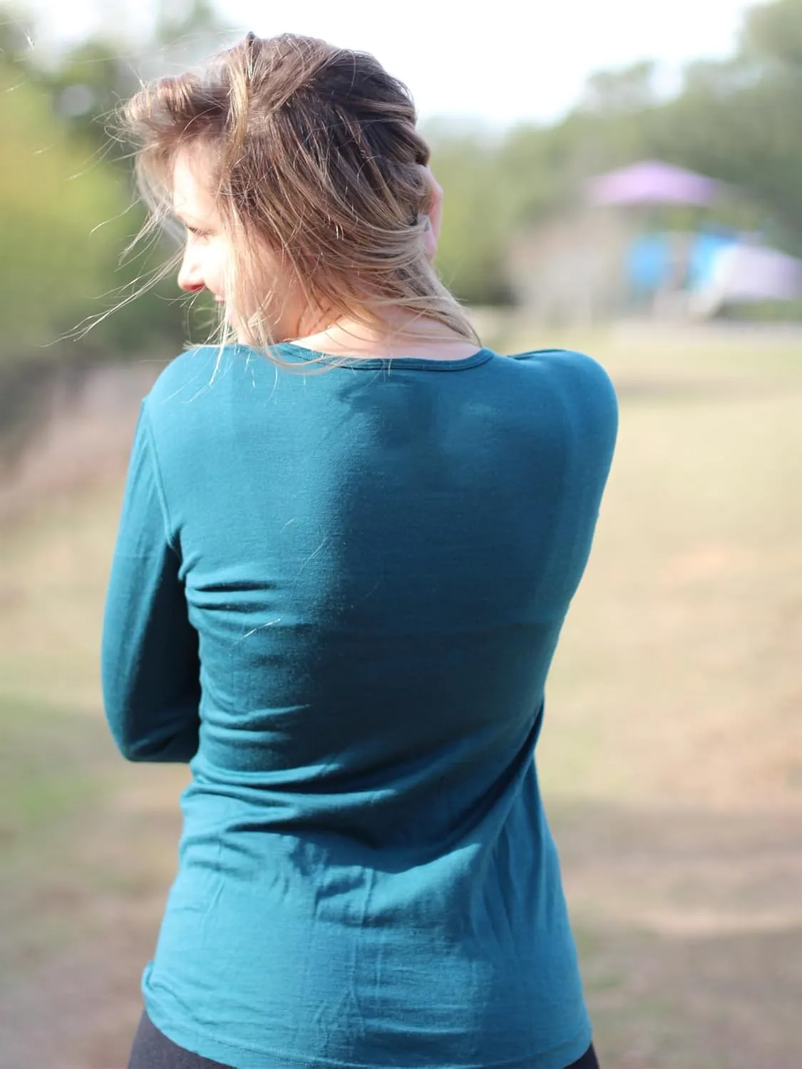 Women's 100% Merino Wool Long Sleeve Shirt - Moisture Wicking - Ultralight and Soft - Odor Base Layer